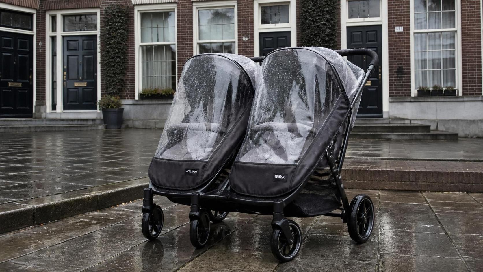 découvrez notre guide complet pour choisir la meilleure poussette double adaptée à vos besoins, alliant confort, sécurité et praticité pour vos enfants.